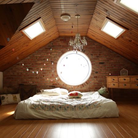 How to Choose the Right Pillow Loft for Your Sleep Position