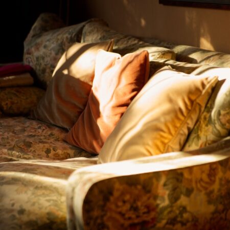 Bolster Pillows Explained: Sizes, Fills, and How to Use Them