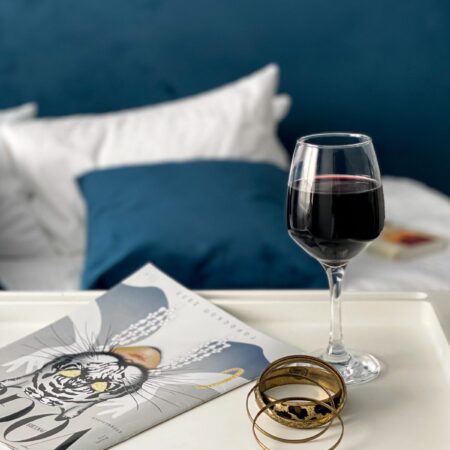 Down Alternative Pillows Explained: How Microfibre Compares to Real Down