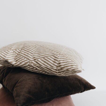 J-Shaped vs C-Shaped Body Pillows: Which Design Suits You Better?