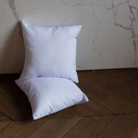 Reading Pillows Beyond Books: Creative Uses from Floor Seating to Film Nights
