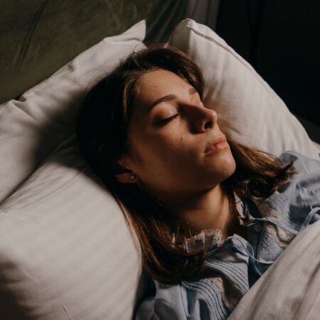 Anti-Snoring Pillows Explained: How They Work and What to Look For